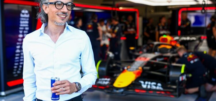 Sainz elogia la llegada de Mekies a Red Bull: «Es un gran profesional»