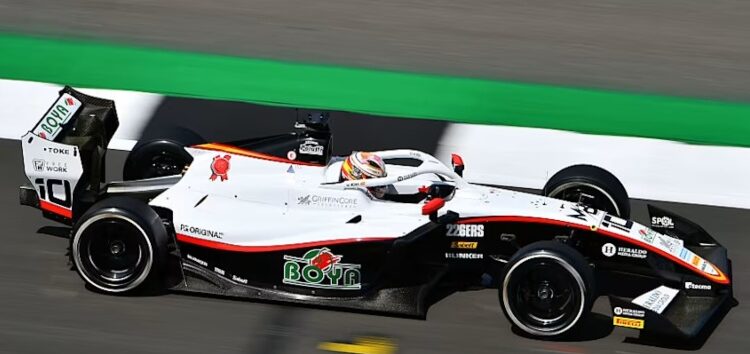Mari Boya gana bajo la lluvia en Silverstone y se mete en la lucha por el título de Fórmula 3