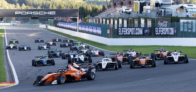 Carrasquedo y Rivera ganan las carreras de la Eurocup-3 en Spa: Colnaghi, más líder