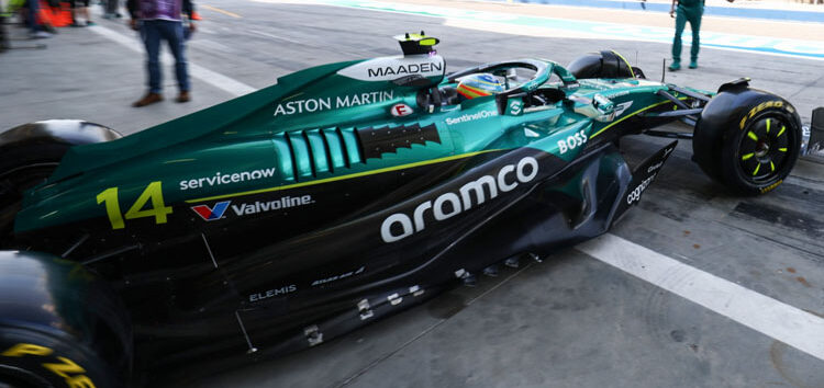 Aston Martin reconoce su desastre en México y entiende el enfado de Alonso