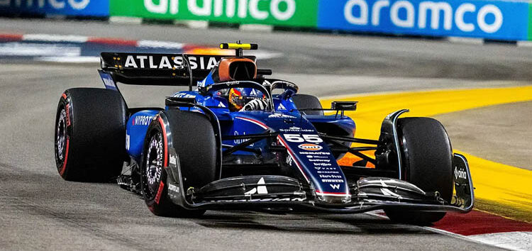 Excepcional remontada de Sainz para terminar 10º en Singapur: «Ha sido una gran carrera»