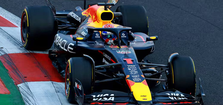 Verstappen muestra preocupación con el RB21 pese a dominar el viernes en México