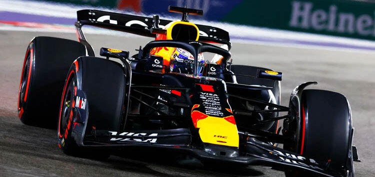 Max Verstappen se la juega a Lando Norris para ganar en Las Vegas