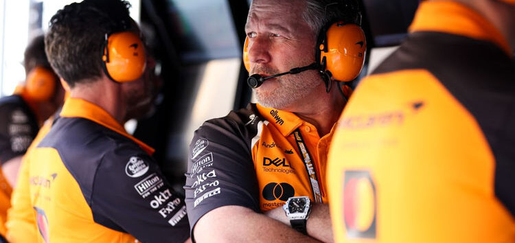 Zak Brown, hundido tras Qatar: «No estoy bien, hemos decepcionado a nuestros pilotos»