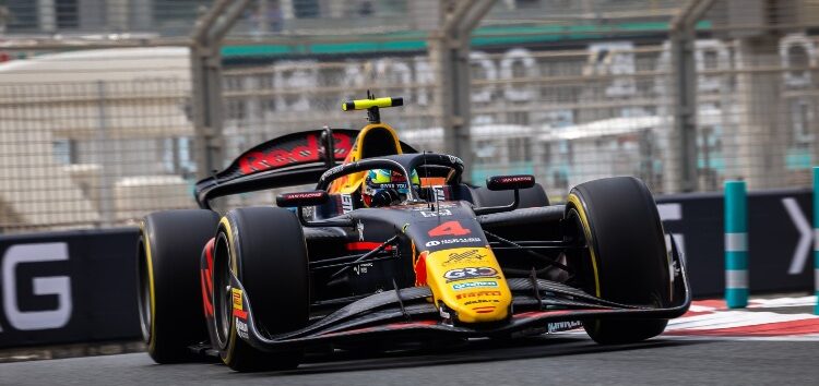 Arvid Lindblad gana la última sprint del año de Fórmula 2 en Yas Marina
