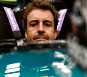 Fernando Alonso avisa que habrá sorpresas sobre un futuro fuera de la F1