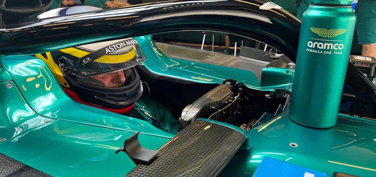 Pedro de la Rosa completa un test en Abu Dhabi a bordo de un Aston Martin AMR23