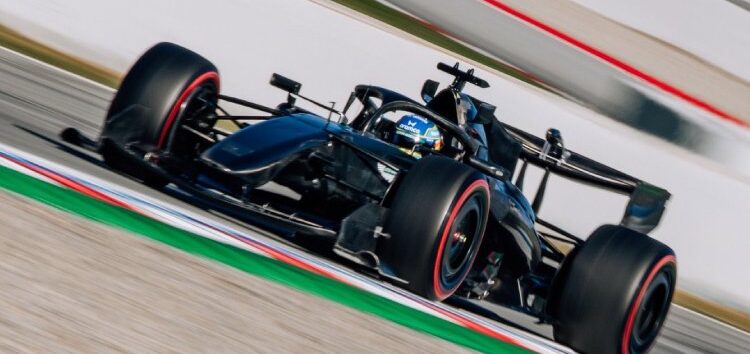«Los coches de Adrian Newey no tienen piezas colgando, como otros»