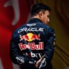 Red Bull presenta el mono que lucirán Verstappen y Hadjar en 2026