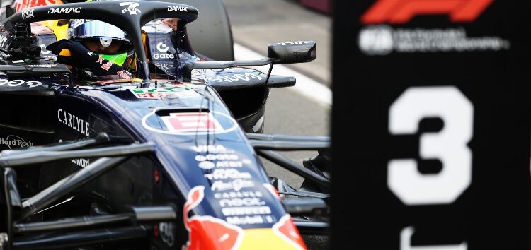 Isack Hadjar se estrena con Red Bull clasificando tercero: «Muy buena última vuelta»