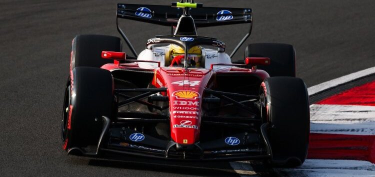 Lewis Hamilton no ve a su Ferrari lo suficientemente rápido en Suzuka