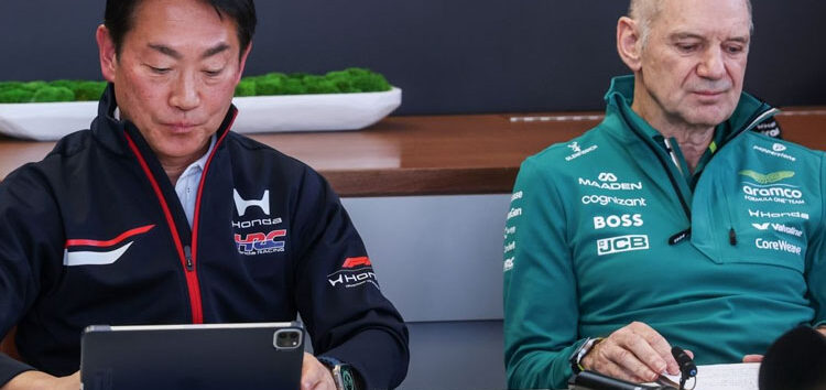 Adrian Newey se muestra encantado con Honda tras un inicio desastroso