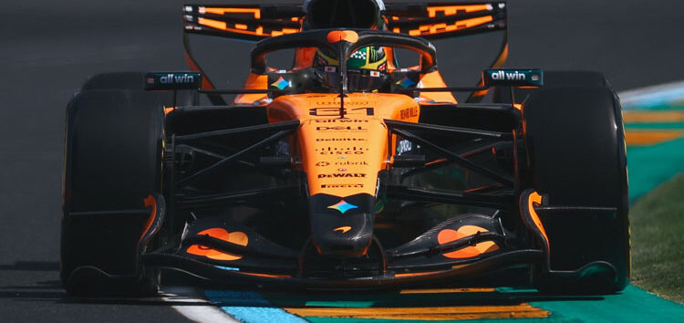 Piastri lidera los Libres 2 de Australia; Alonso ya consigue rodar