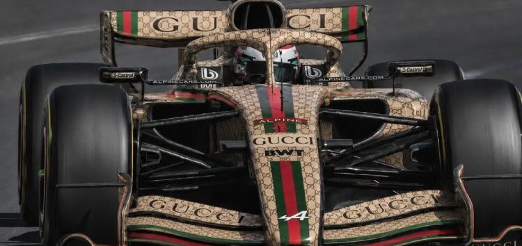 Alpine negocia con Gucci un importante acuerdo de patrocinio