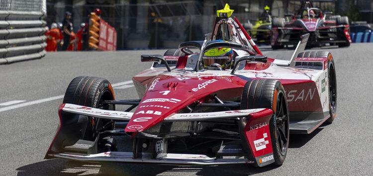 Rowland se luce como vigente campeón y gana la segunda carrera en Mónaco