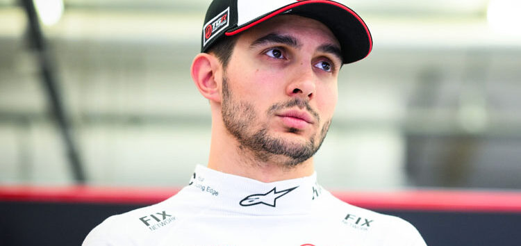 A Ocon responde a los que le echan de la F1: «La gente puede decir lo que le dé la p**a gana»