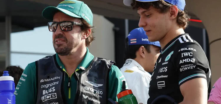 Alonso es claro al hablar del dominio de Antonelli: «Ahora tiene un coche que gana»