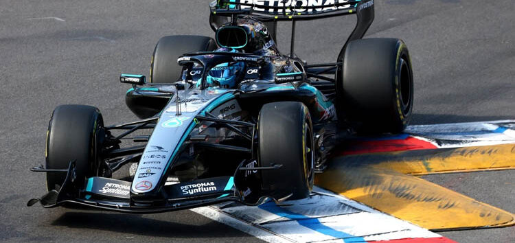 A Russell no le sorprende el dominio de Ferrari en Mónaco: «Llevamos viendo esto 10 años»