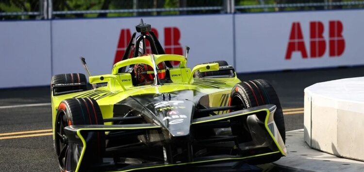 Jake Dennis gana el ePrix de Sanya con remontada excepcional de Pepe Martí