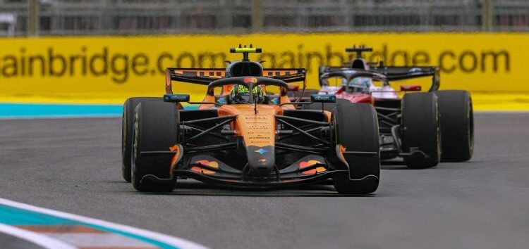 Norris: «Tenemos suerte de que Ferrari no tenga un mejor motor en este momento»
