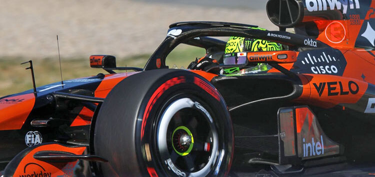 Lando Norris, al frente en la segunda tanda de libres en Barcelona; Sainz y Alonso, fuera del top10