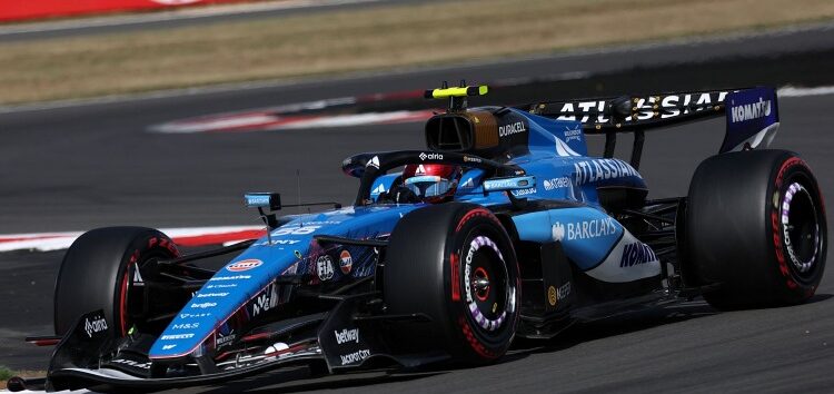Carlos Sainz aprovecha el mal ajeno para ser duodécimo en Silverstone: «Las mejoras no estan funcionando»