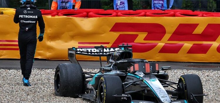 George Russell, fuera de combate en la primera vuelta de Spa: «Muy decepcionado»
