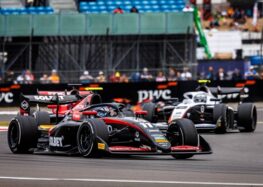 Maciej Gladysz hereda el triunfo en la visita de la F3 a Silverstone; Ugo Ugochukwu refuerza su liderato