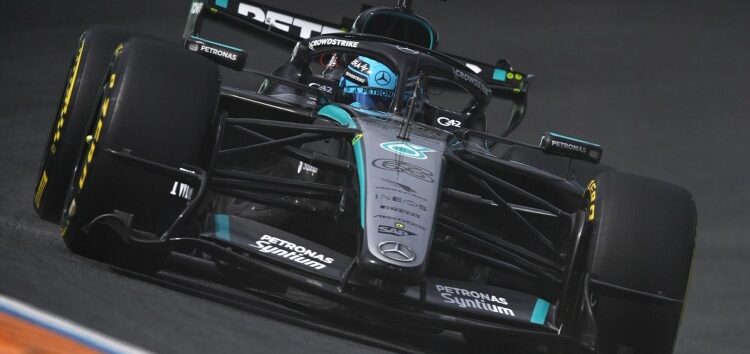 George Russell sigue luchando por el campeonato y consigue la Pole de la Sprint
