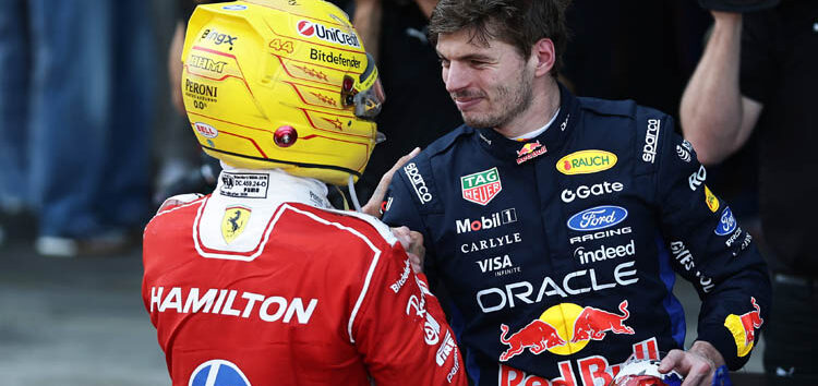 Hamilton celebra la renovación de Verstappen por Red Bull: «Es bueno para la F1»