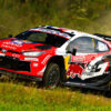 Rally de Finlandia 2026: Ogier reina bajo el caos de la lluvia y lidera el viernes