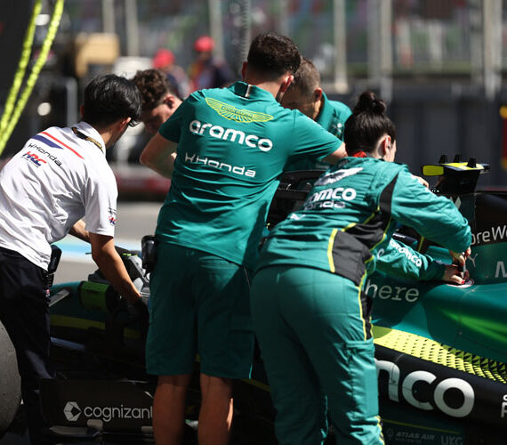 Aston Martin manda un mensaje tranquilizador tras los problemas de Alonso en los FP2 de Bakú