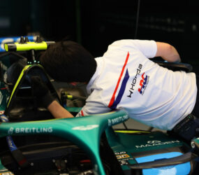 Honda confirma problemas en el motor de Alonso: habrá más cambio de piezas