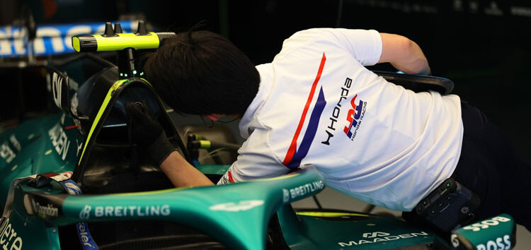 Honda confirma problemas en el motor de Alonso: habrá más cambio de piezas
