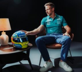 Jenson Button le pide a Fernando Alonso que renueve con Aston Martin