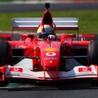 Vettel hace vibrar a los Tifosi al pilotar el F2002 de Schumacher: «Fue sencillamente maravilloso»