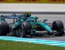 Alonso le señala el camino a Aston Martin tras sorprender el viernes en Sepang
