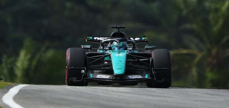 Mercedes, muy desdibujado en el viernes en Sepang: deben mejorar la puesta a punto