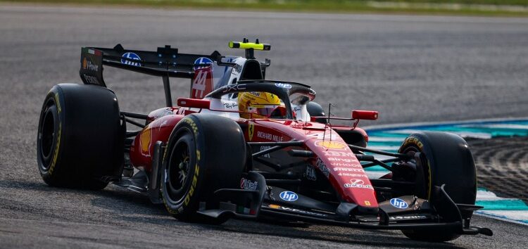 Lewis Hamilton firma una gran remontada para subir al podio en Sepang