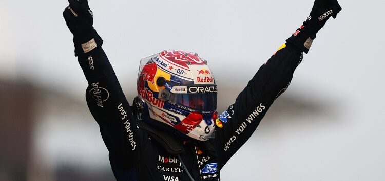 Max Verstappen suma su primera victoria del año en Sepang: «Hemos acertado con los intermedios»